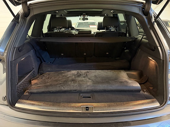 Audi Q7 10 of 24