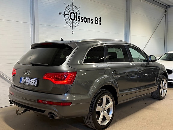 Audi Q7 6 of 24