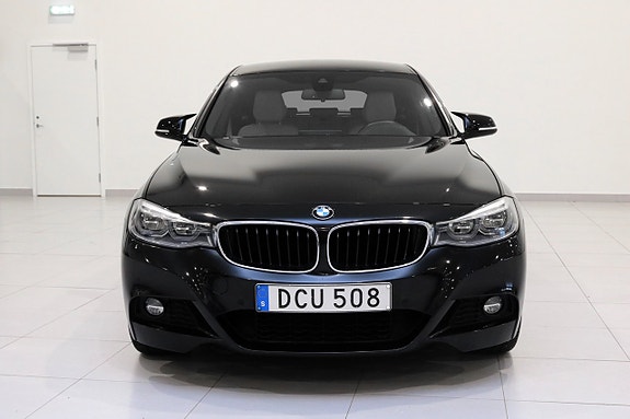 BMW 340i 8 of 30