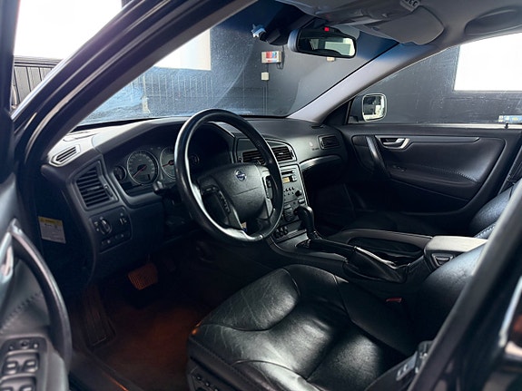 Volvo XC70 5 of 5