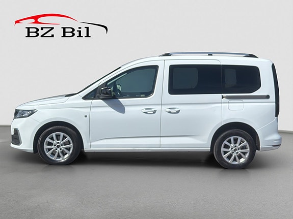 Ford Connect Tourneo 2 of 16