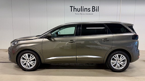 Peugeot 5008 5 of 9