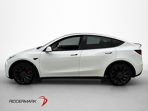 Tesla Model Y 5 of 5