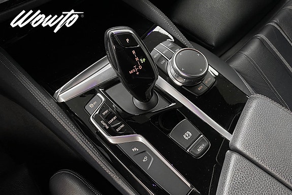 BMW 530i 16 of 25