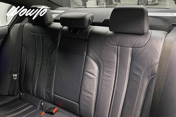 BMW 530i 13 of 25