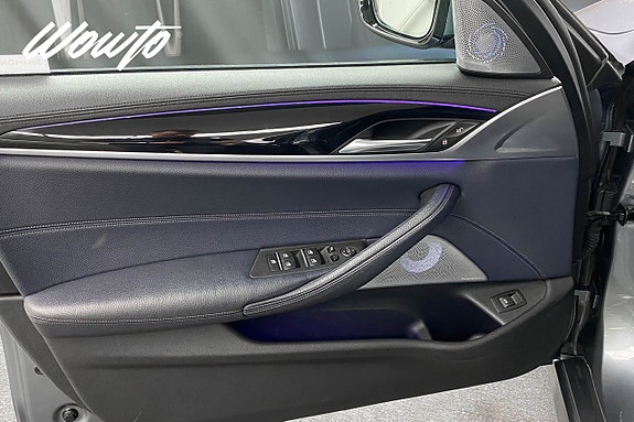 BMW 530i 9 of 25