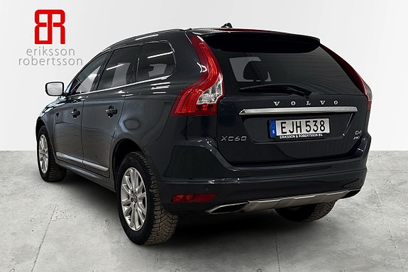 Volvo XC60 3 of 5