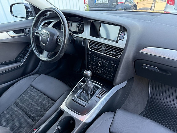 Audi A4 13 of 17