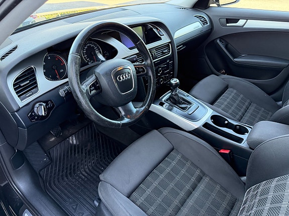 Audi A4 17 of 17
