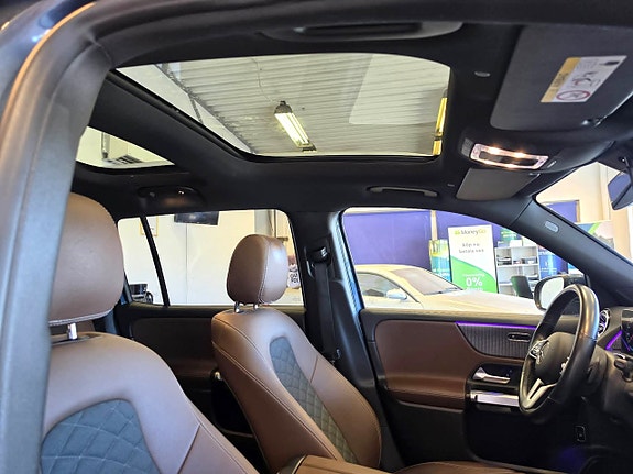 Mercedes-Benz GLB220 d 26 of 30