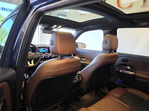 Mercedes-Benz GLB220 d 21 of 30
