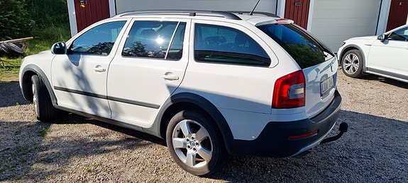 Skoda Octavia Scout 5 of 5
