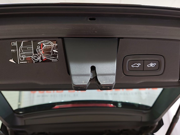 Volvo XC60 17 of 20