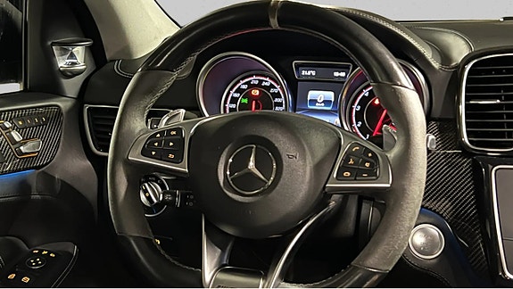 Mercedes-Benz GLE63 10 of 14