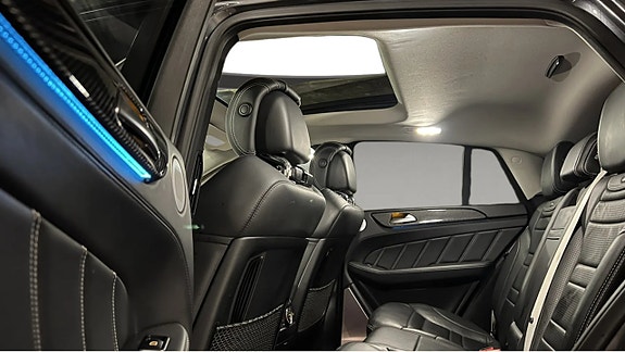 Mercedes-Benz GLE63 13 of 14