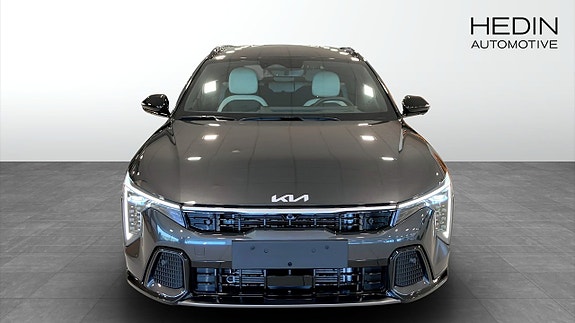 Kia K4 8 of 14