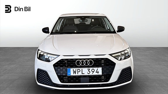 Audi A1 4 of 5