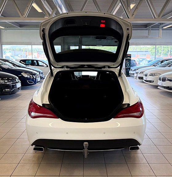 Mercedes-Benz CLA220 6 of 18