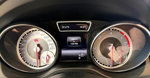 Mercedes-Benz CLA220 17 of 18