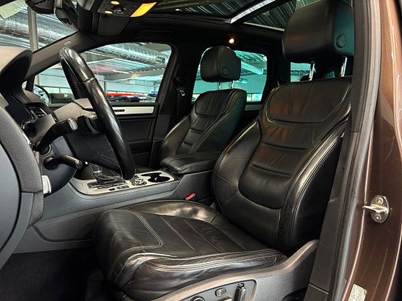 Volkswagen Touareg 16 of 30
