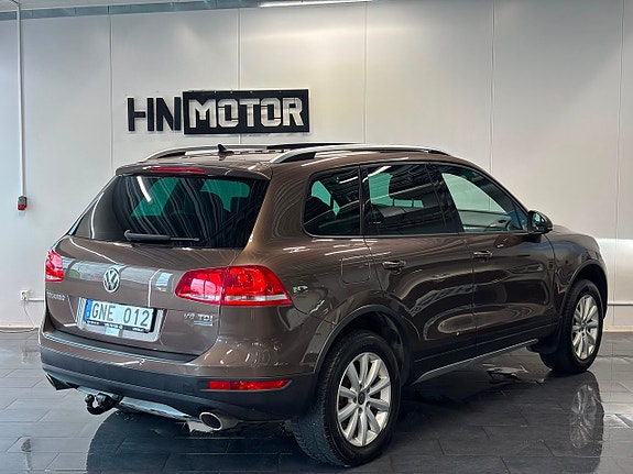 Volkswagen Touareg 7 of 30