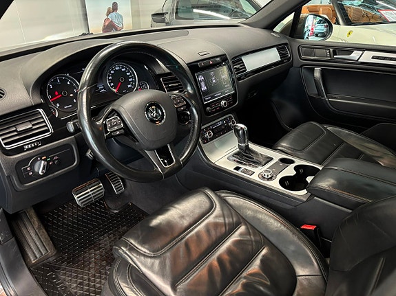 Volkswagen Touareg 13 of 30