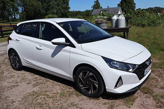 Hyundai i20 7 of 16