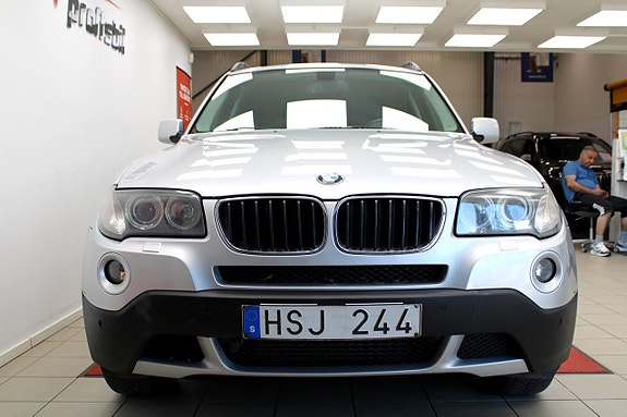 BMW X3 3 of 24