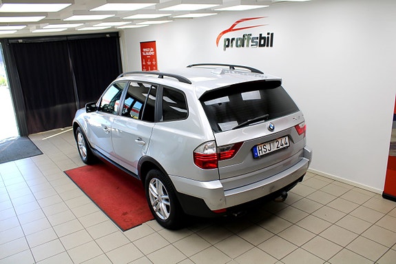 BMW X3 9 of 24