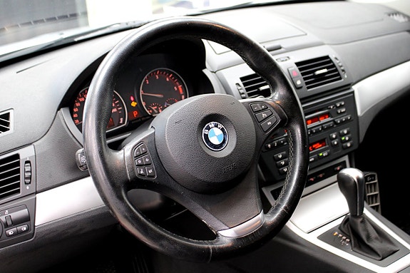 BMW X3 13 of 24