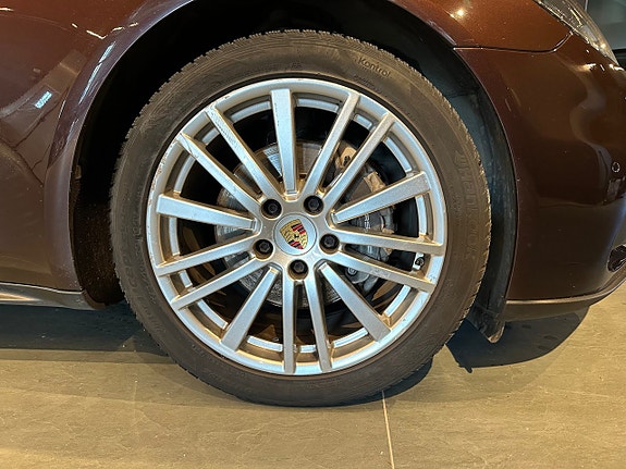 Porsche Panamera 4 24 of 24