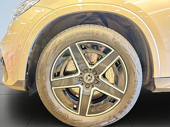 Mercedes-Benz GLC300 de 14 of 27