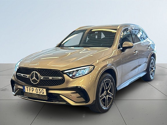 Mercedes-Benz GLC300 de 16 of 27