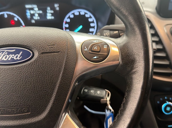 Ford Transit Connect 20 of 30