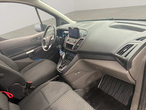 Ford Transit Connect 26 of 30