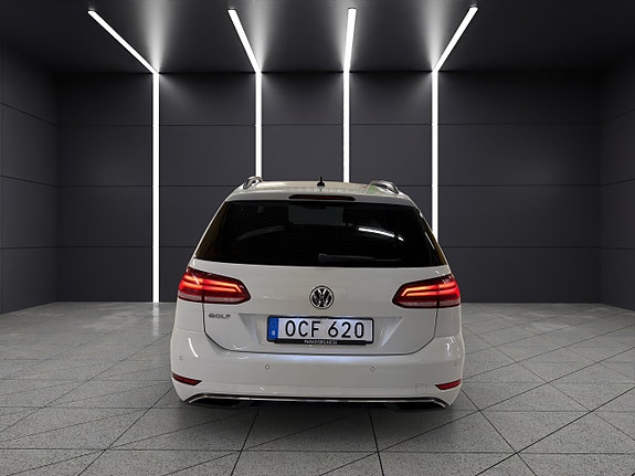 Volkswagen Golf VII 4 of 30