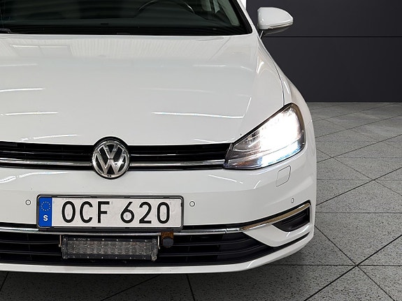 Volkswagen Golf VII 9 of 30