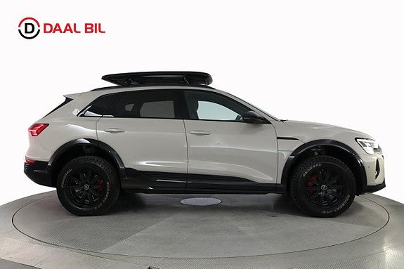Audi Q8 5 of 5