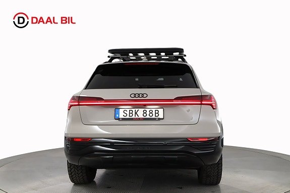 Audi Q8 e-tron 7 of 27