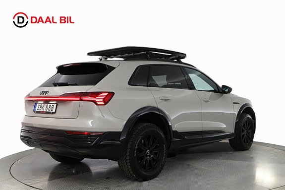 Audi Q8 e-tron 6 of 27