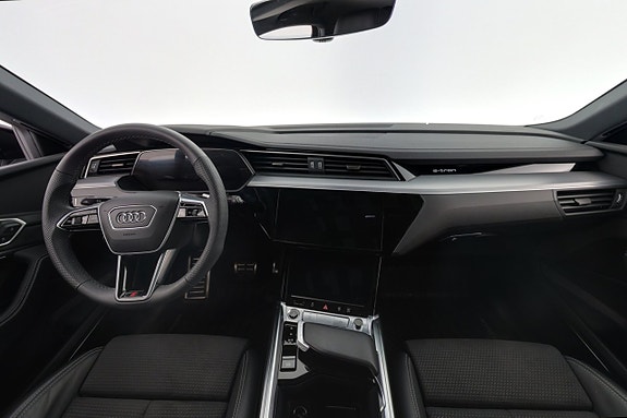 Audi Q8 e-tron 12 of 27