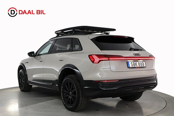 Audi Q8 e-tron 8 of 27