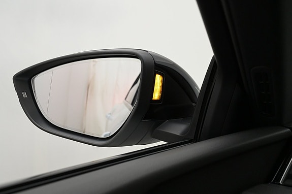 Audi e-tron 19 of 27