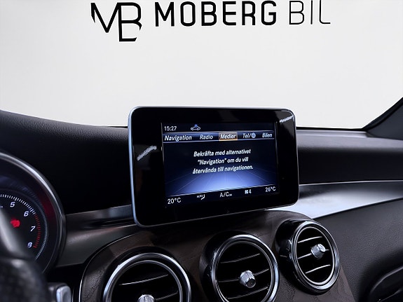 Mercedes-Benz GLC250 16 of 18