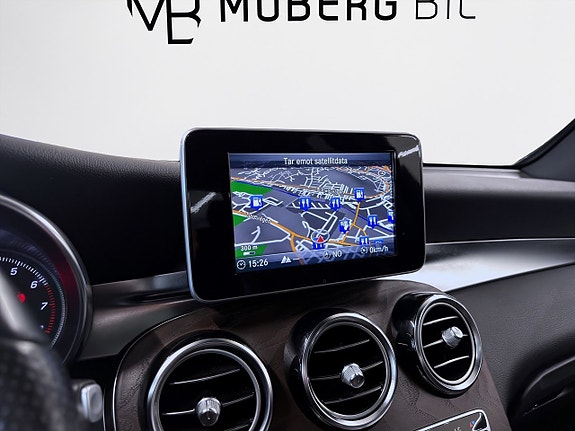 Mercedes-Benz GLC250 15 of 18