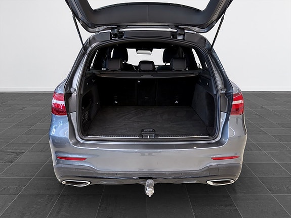 Mercedes-Benz GLC250 7 of 18