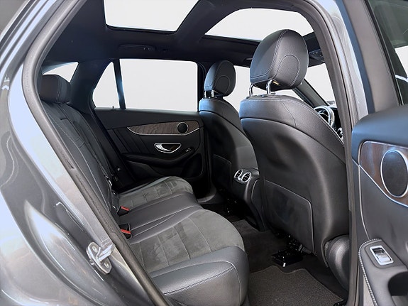Mercedes-Benz GLC250 10 of 18