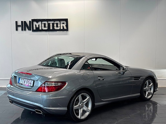 Mercedes-Benz SLK200 7 of 25