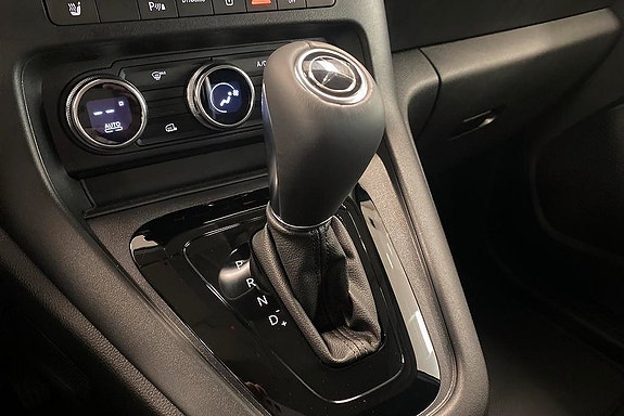 Mercedes-Benz eCitan 12 of 16