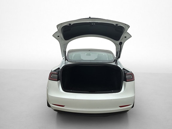 Tesla Model 3 14 of 30
